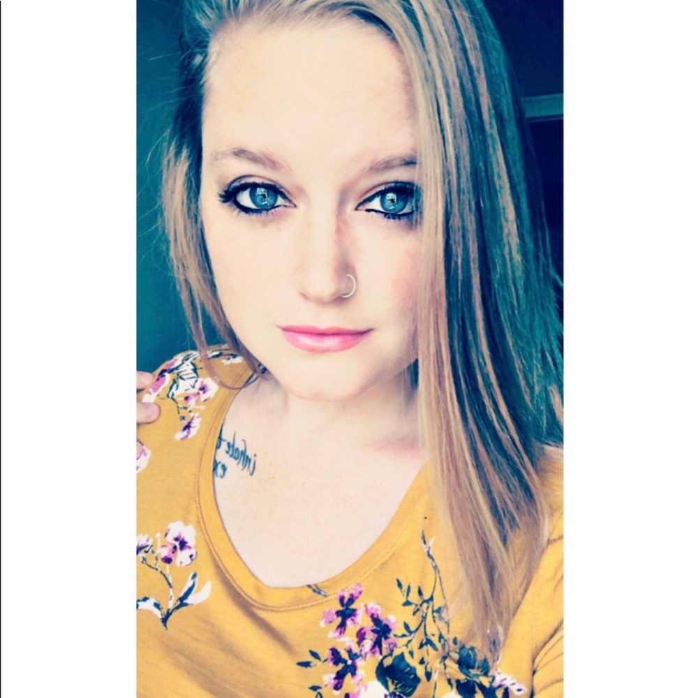 Meet your Posher, Taneisha from Minnesota!